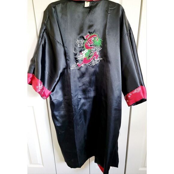 Misaka L Reversible Robe Unisex Sateen Red Black‎ Dragon Asian Vintage W/Sash - Picture 5 of 14